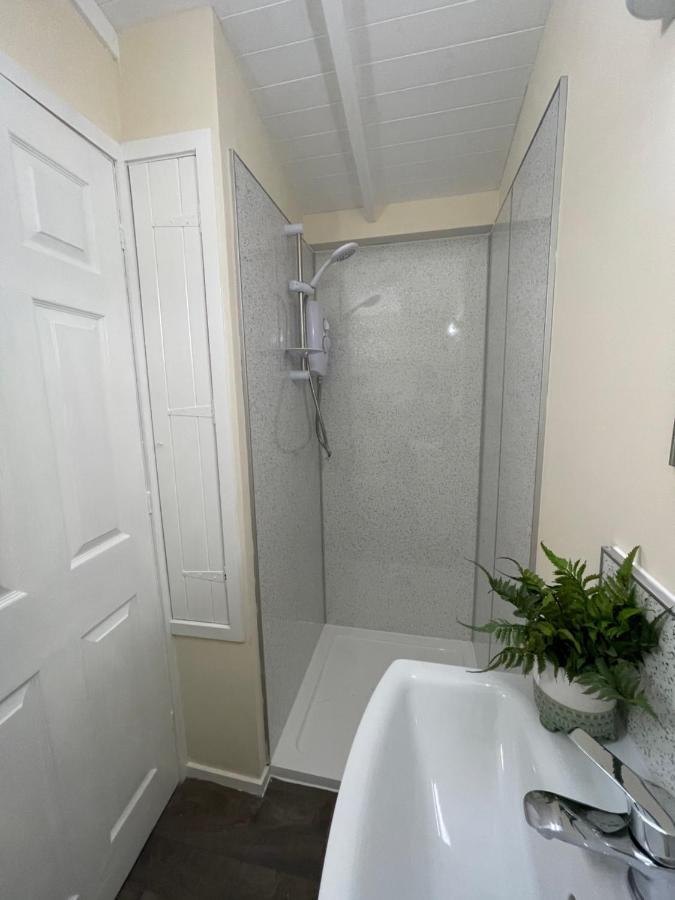 Kevara Shepherds Hut Finstown Экстерьер фото